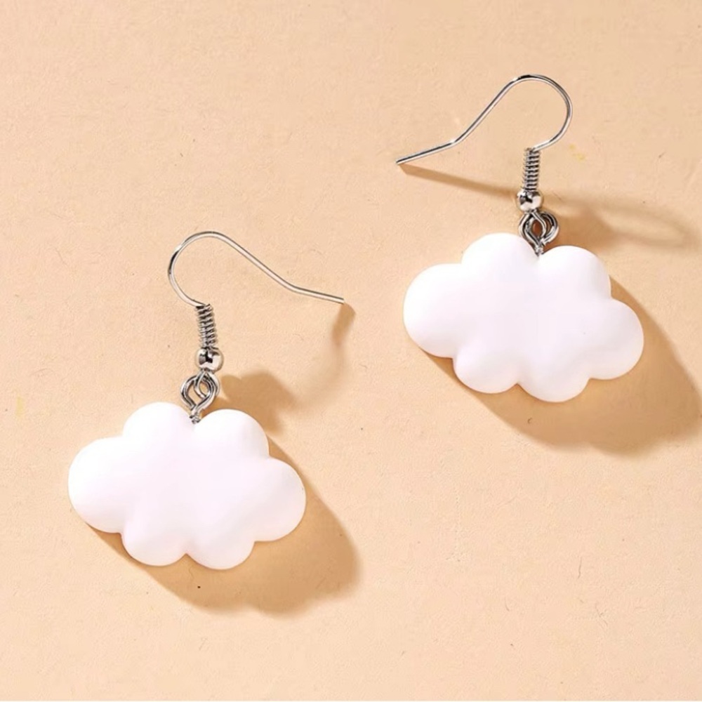 NWT - Cute Cloud Earrings - 1 x .5 inches - cute smiley face clouds - Picture 4 of 7